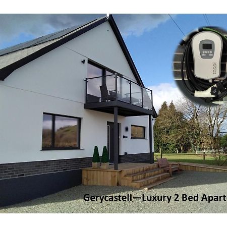 Gerycastell Luxury Holiday Apartment With Stunning Views & Ev Station Point 卡马森 外观 照片