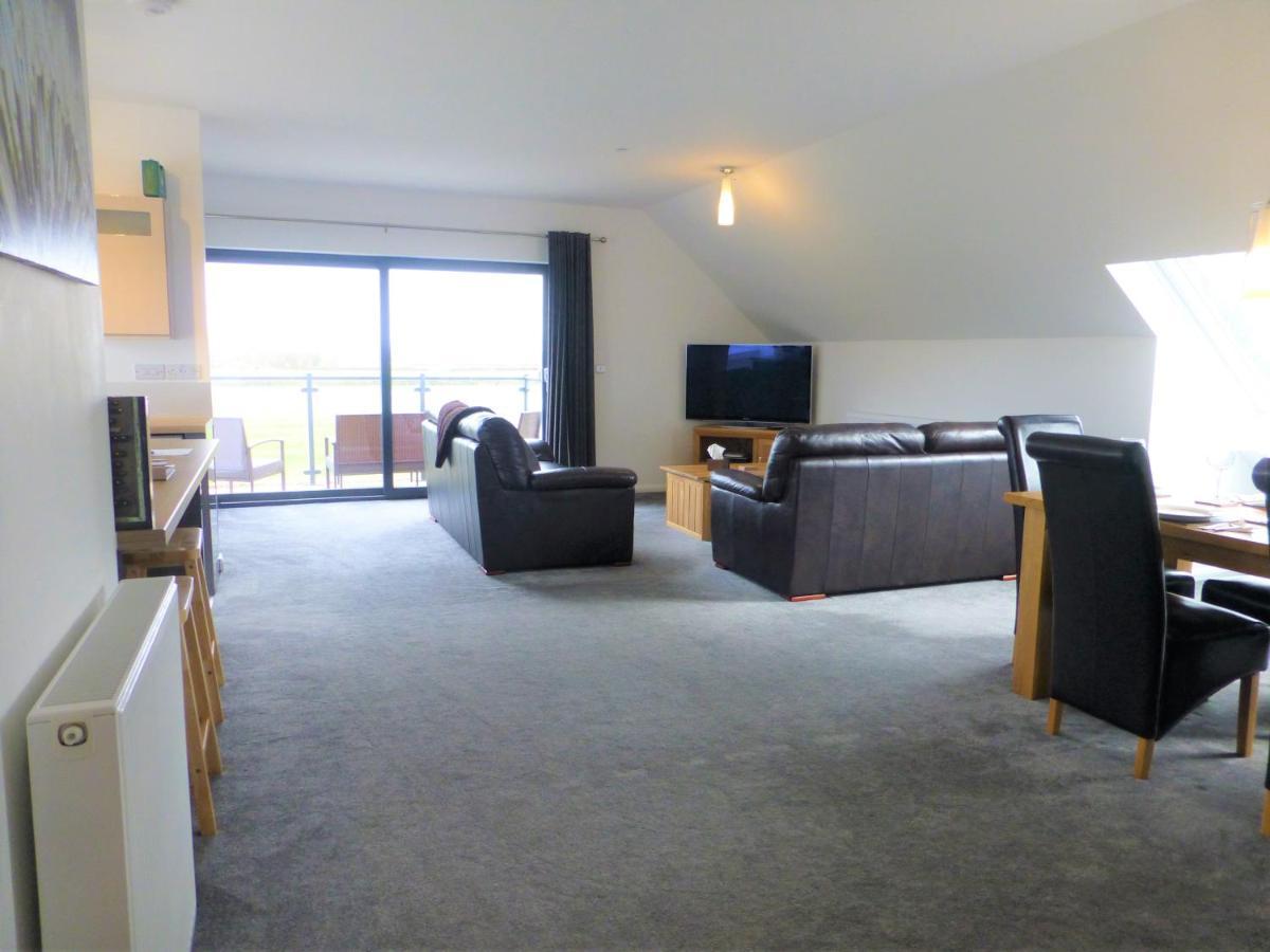 Gerycastell Luxury Holiday Apartment With Stunning Views & Ev Station Point 卡马森 外观 照片