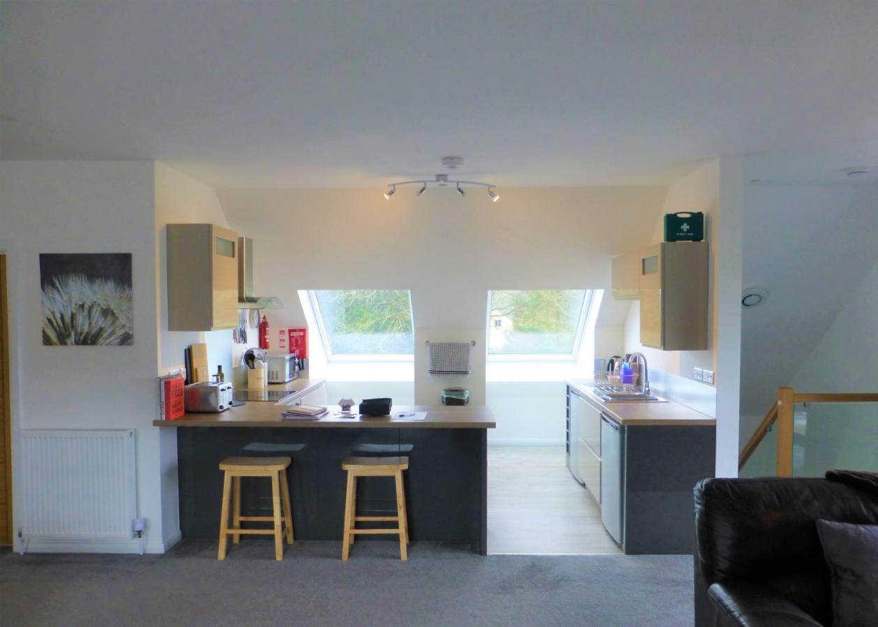 Gerycastell Luxury Holiday Apartment With Stunning Views & Ev Station Point 卡马森 外观 照片
