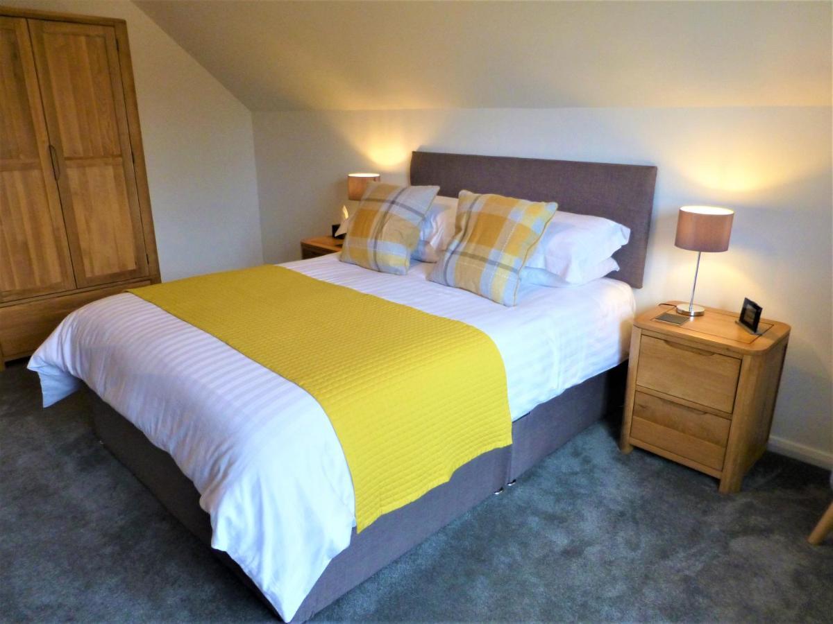 Gerycastell Luxury Holiday Apartment With Stunning Views & Ev Station Point 卡马森 外观 照片