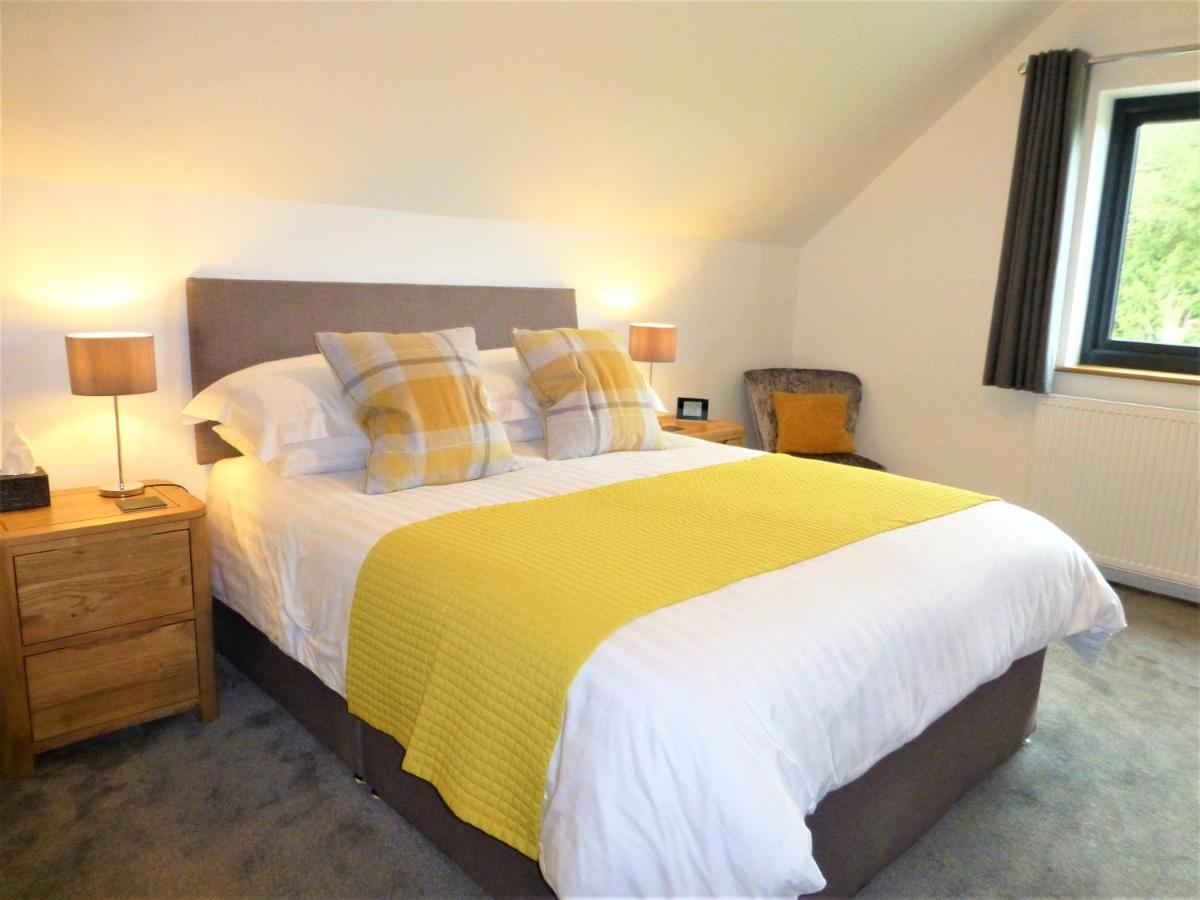 Gerycastell Luxury Holiday Apartment With Stunning Views & Ev Station Point 卡马森 外观 照片