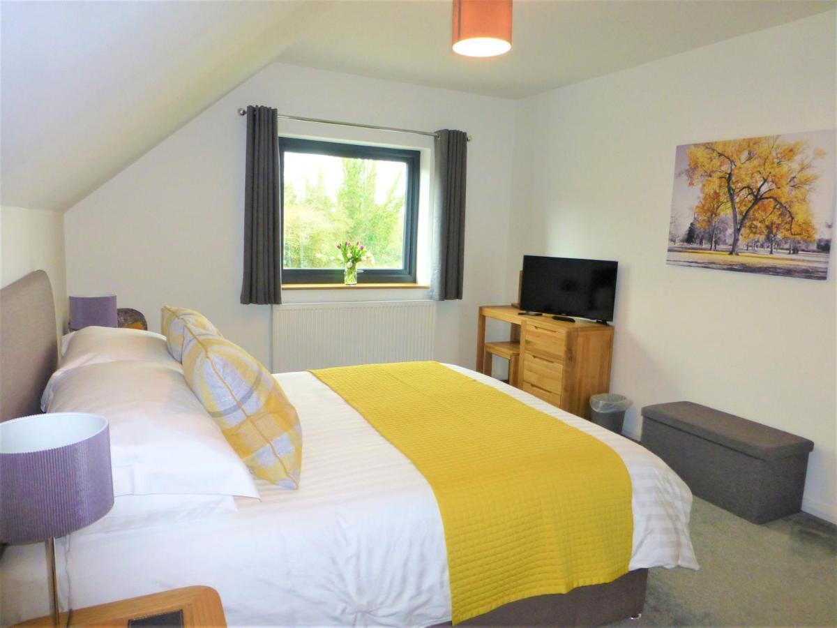 Gerycastell Luxury Holiday Apartment With Stunning Views & Ev Station Point 卡马森 外观 照片